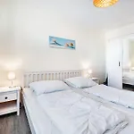 Klein 'luett Hus' Апартаменты *